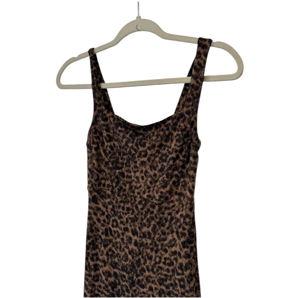 Good American 90s Tank Dress
Leopard Print size 5 Bodycon - Picture 8 of 9